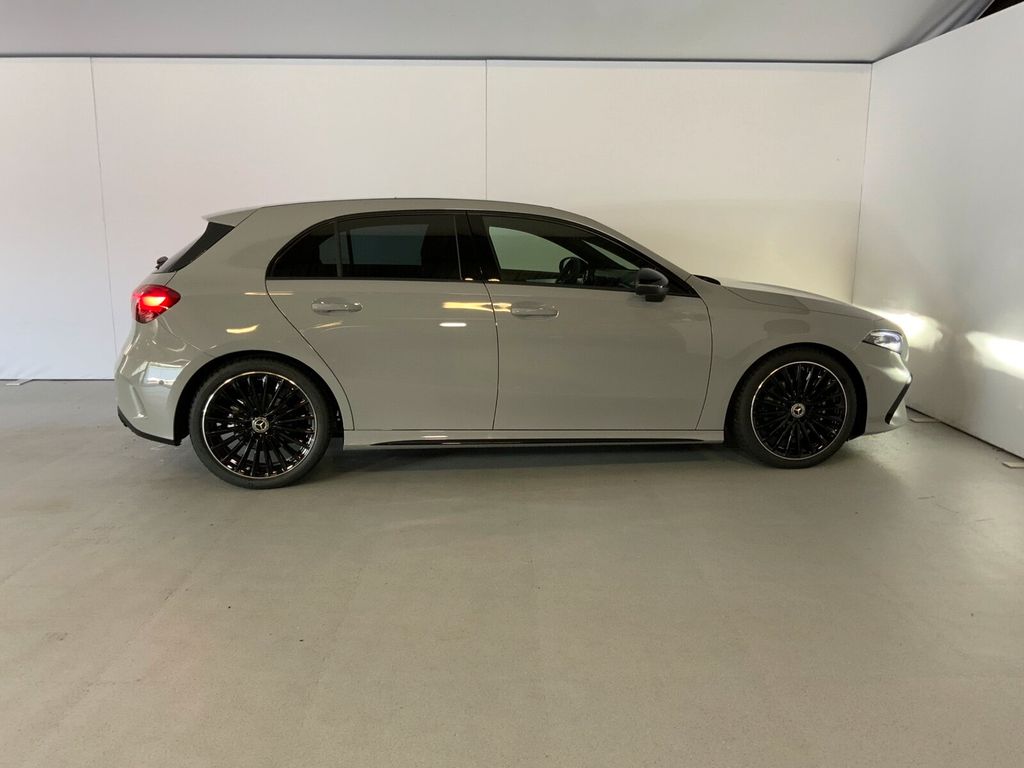 Mercedes-Benz A 180 2025