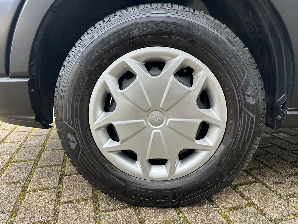 Ford Transit 2024
