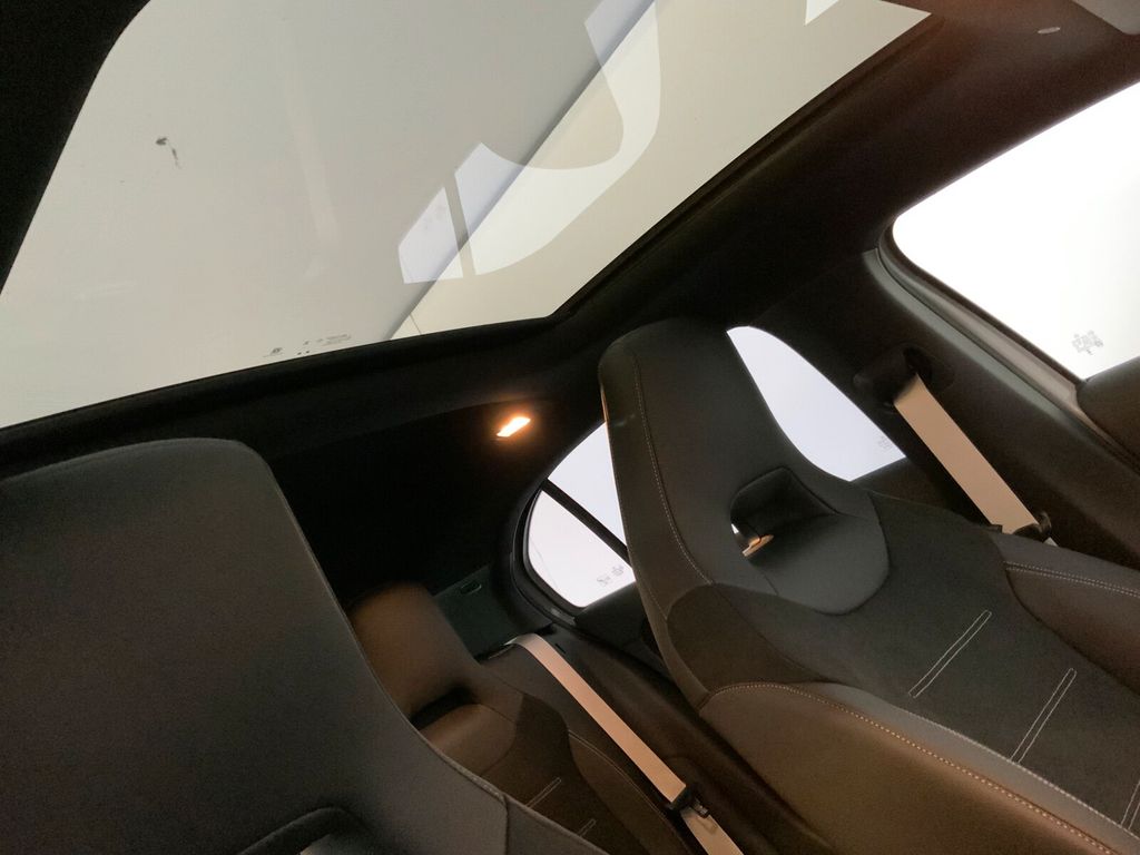 Mercedes-Benz A 180 2025