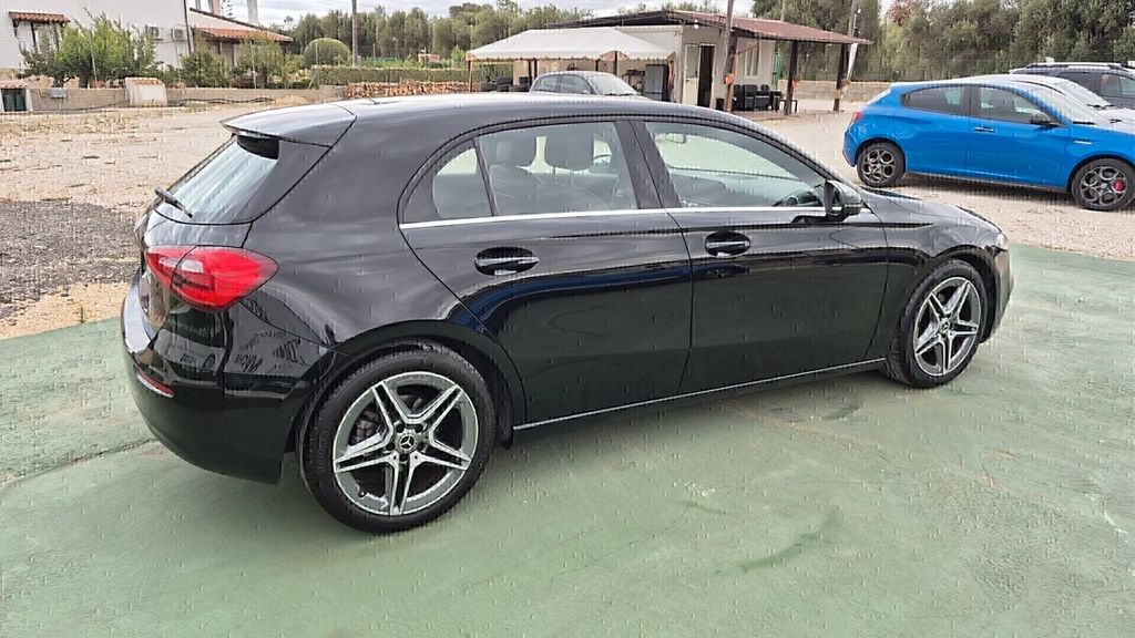 Mercedes-Benz A 180 2021