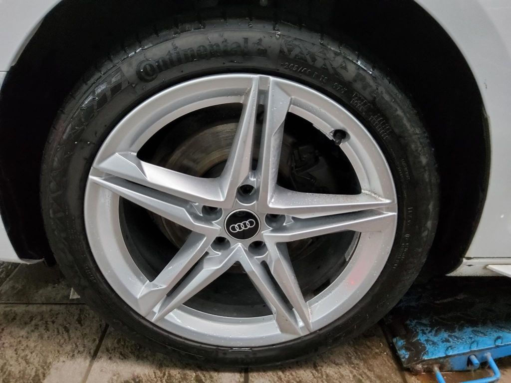 Audi A4 2021