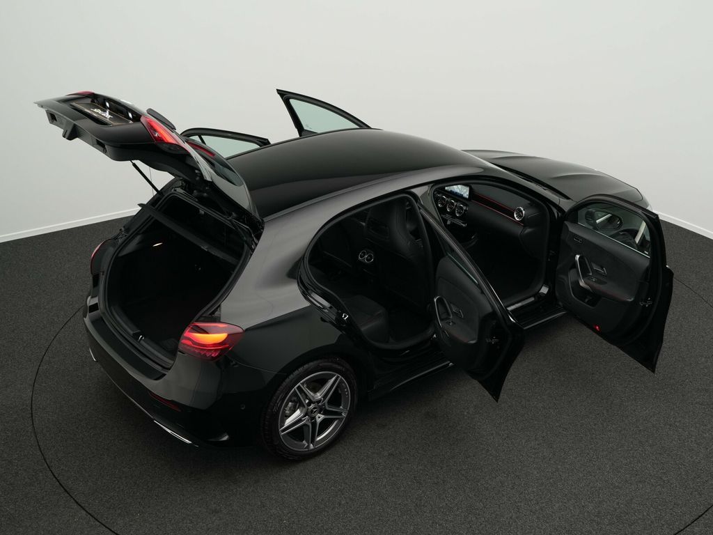 Mercedes-Benz A 200 2025