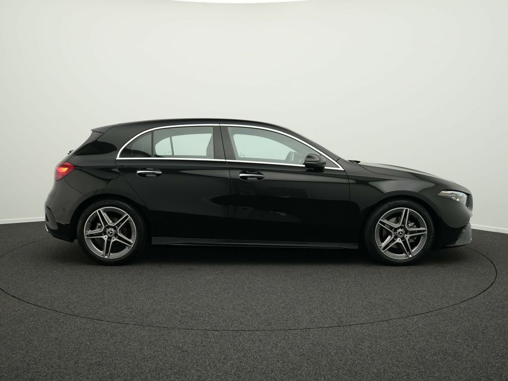 Mercedes-Benz A 200 2025