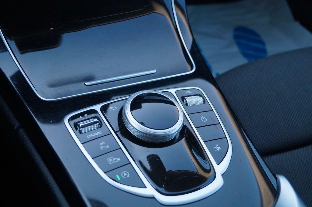 Mercedes-Benz C 180 2019