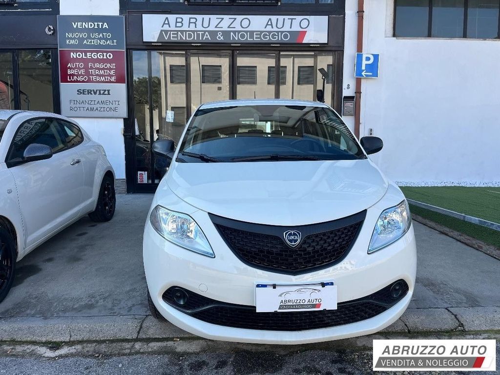 Lancia Ypsilon 2021