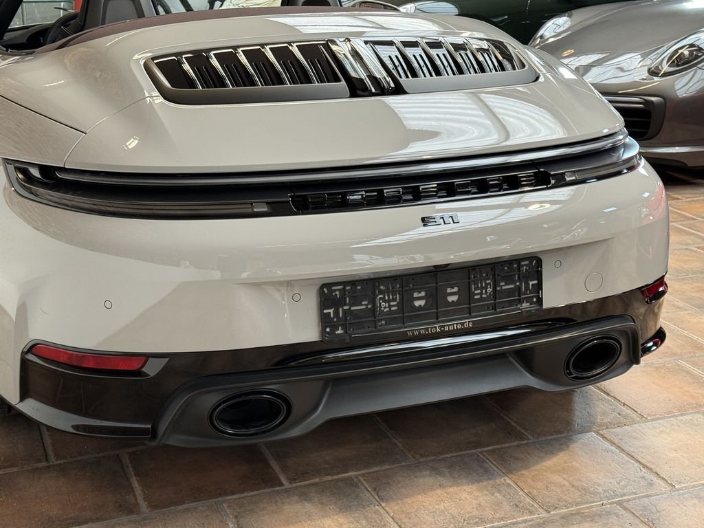 Porsche 992 2024