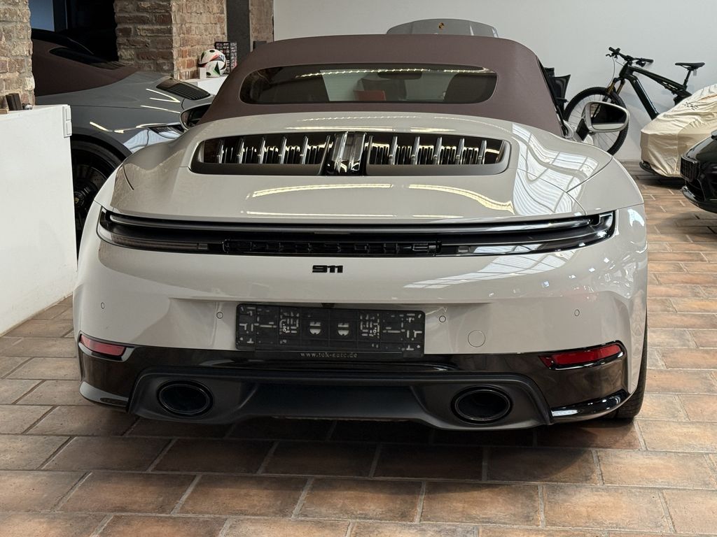 Porsche 992 2024