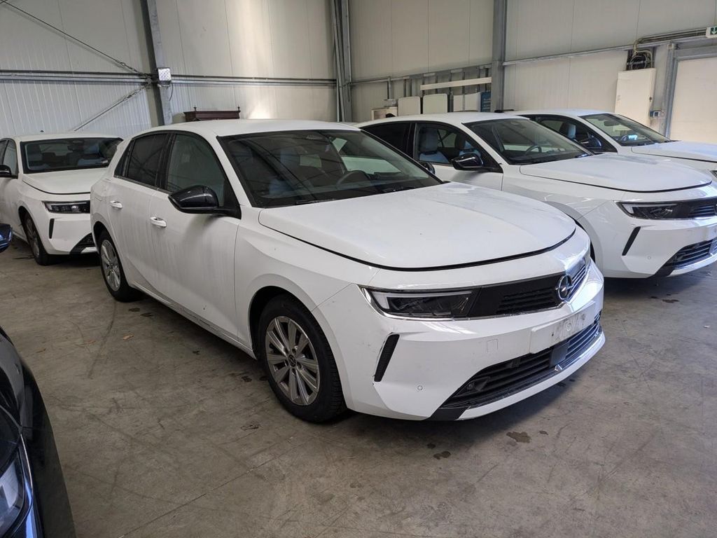 Opel Astra 2023
