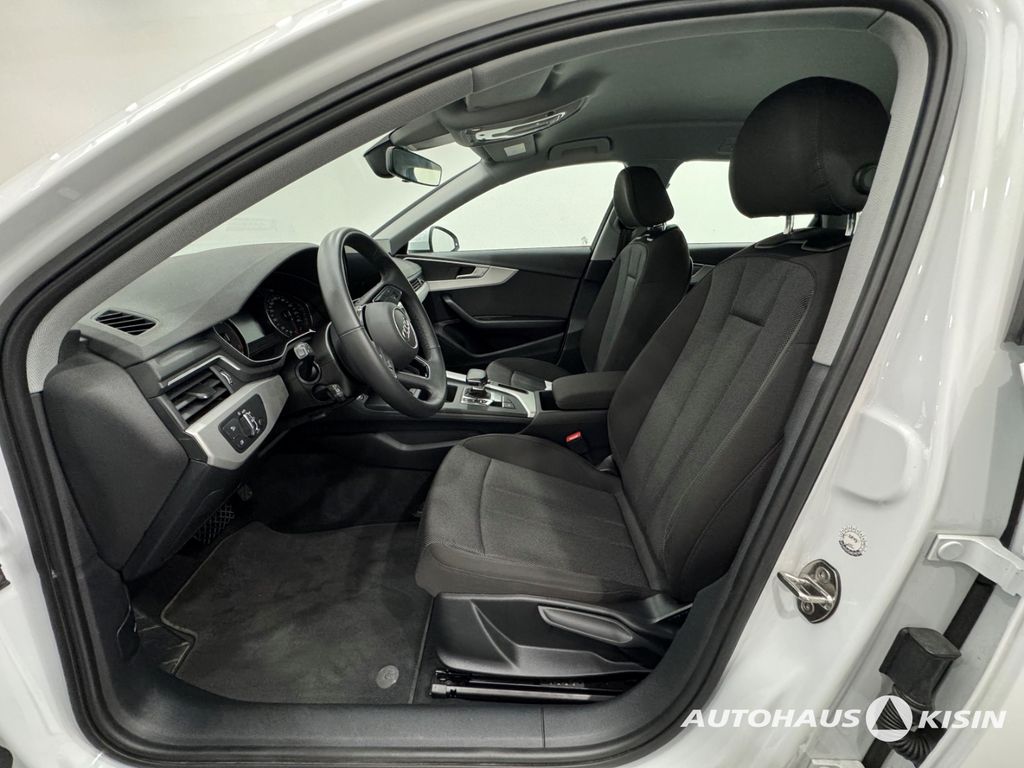 Audi A4 2025
