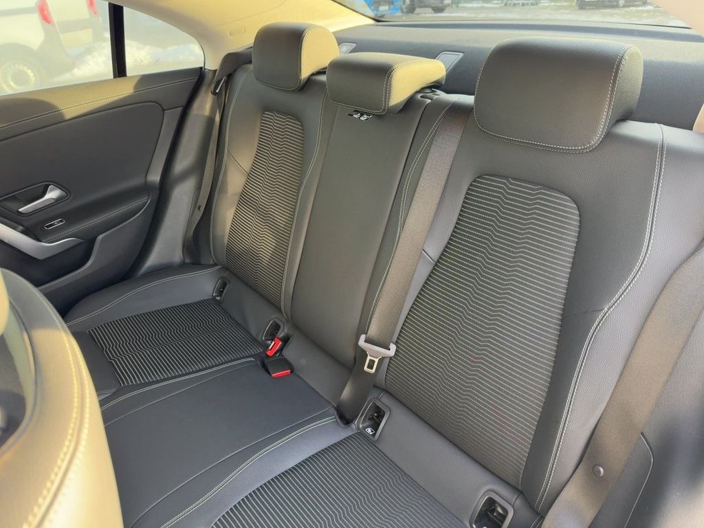 Mercedes-Benz CLA 250 2021