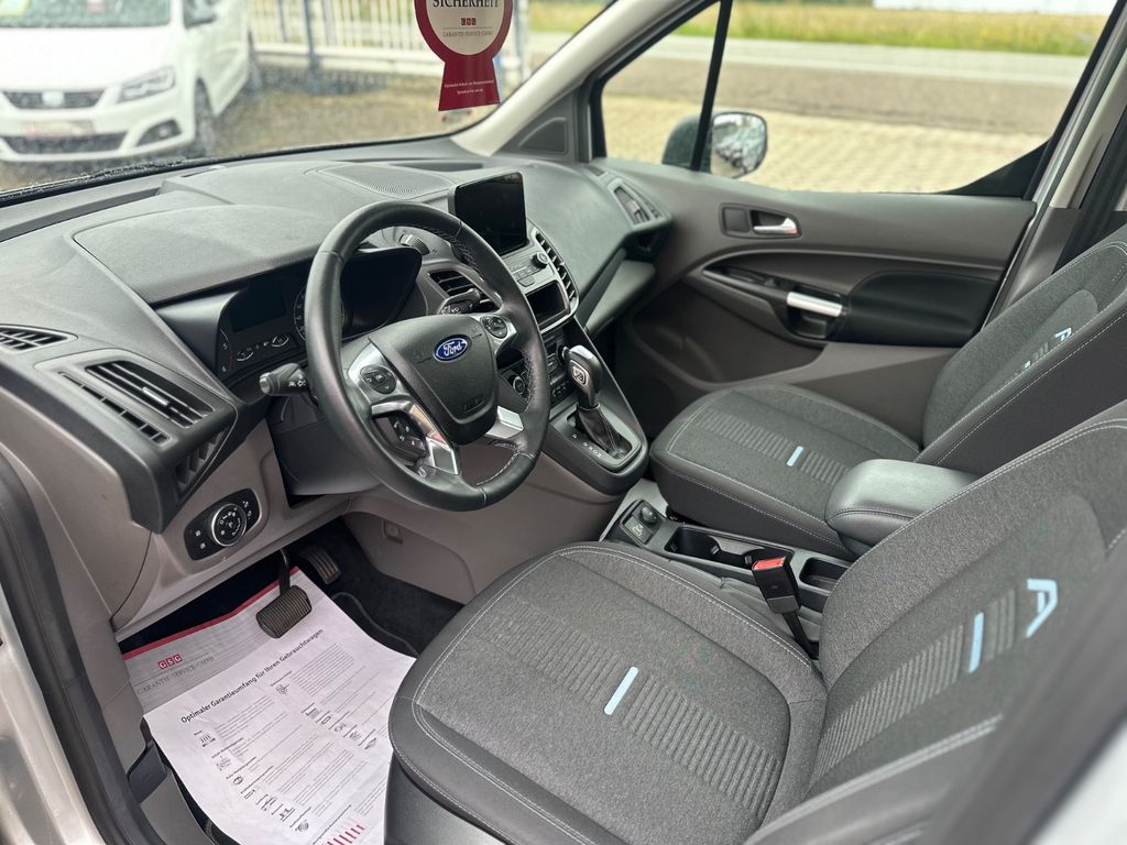 Ford Grand Tourneo 2022