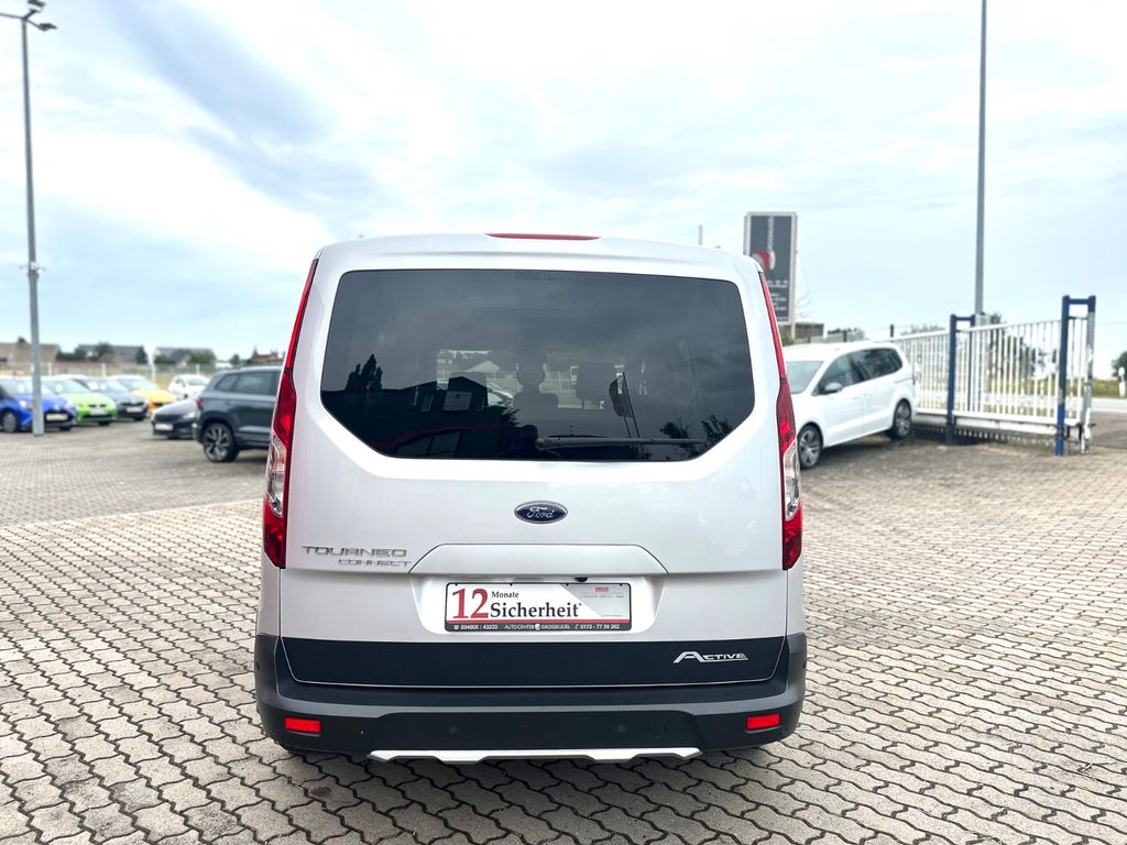 Ford Grand Tourneo 2022
