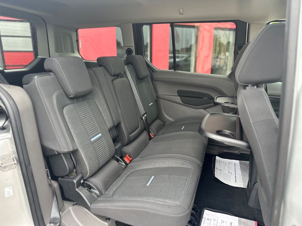 Ford Grand Tourneo 2022