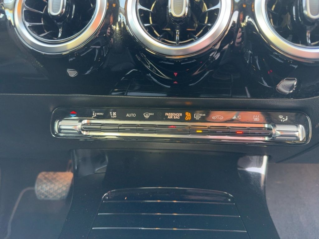 Mercedes-Benz CLA 250 2021