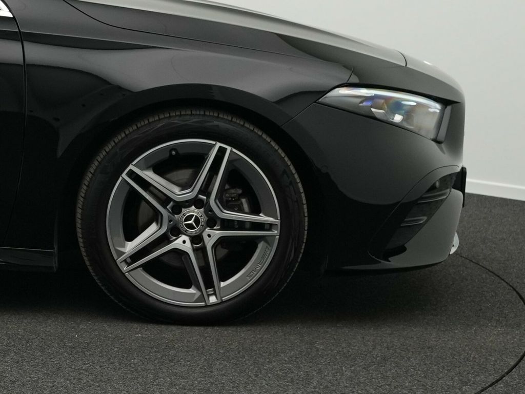 Mercedes-Benz A 200 2024