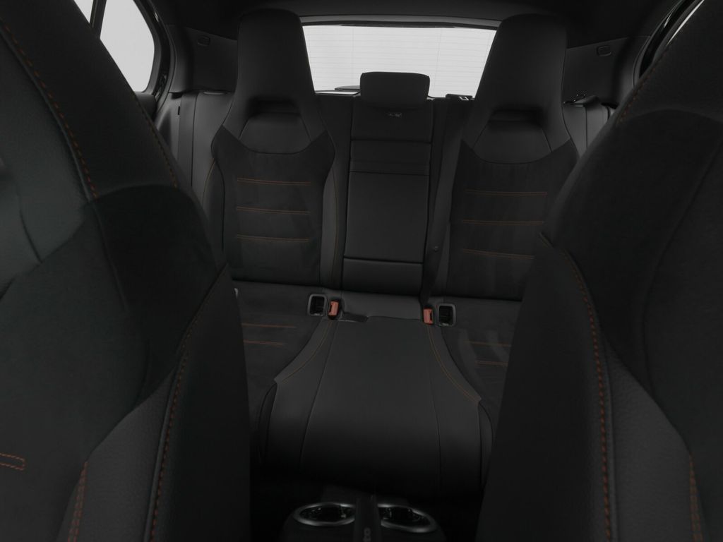 Mercedes-Benz A 200 2024