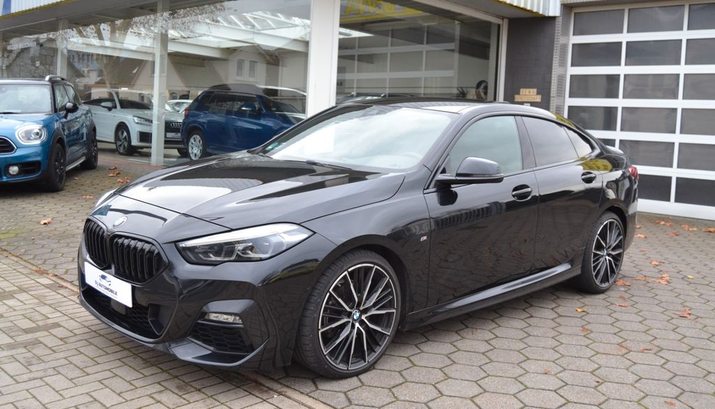 BMW 218 2022