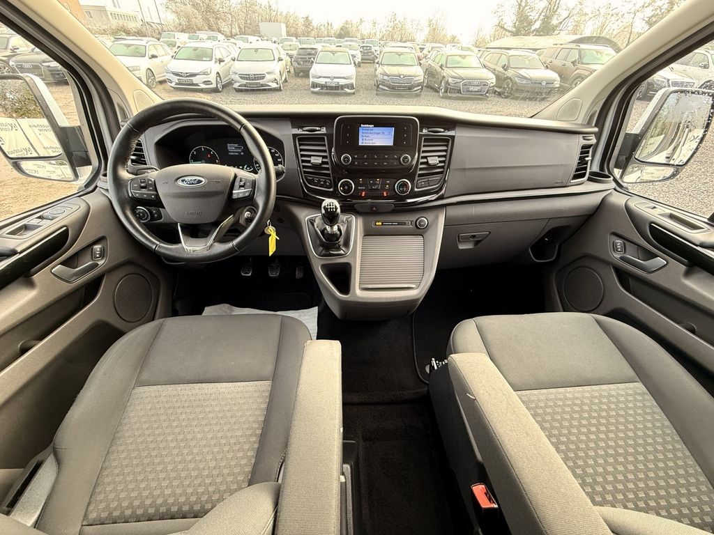 Ford Tourneo Custom 2020