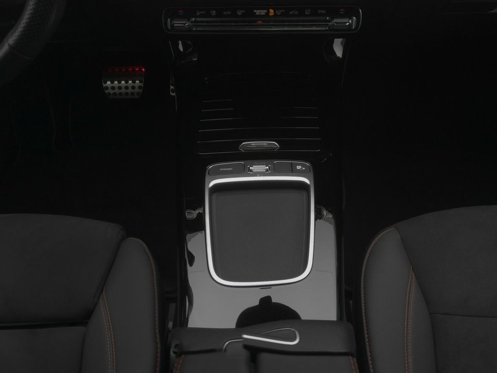 Mercedes-Benz A 200 2024