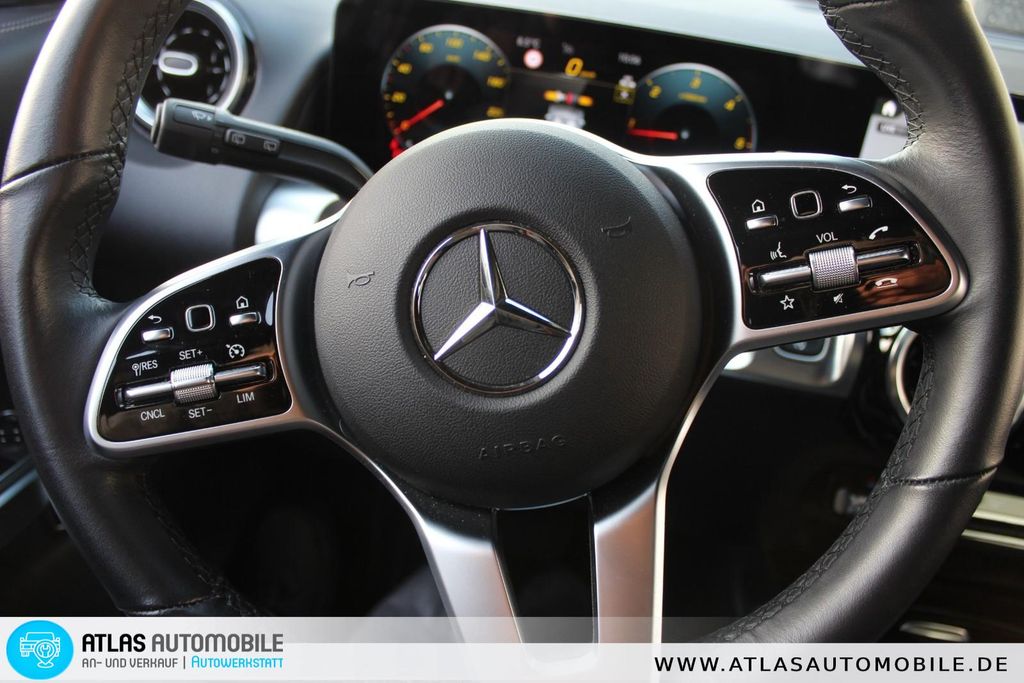 Mercedes-Benz GLB 180 2023