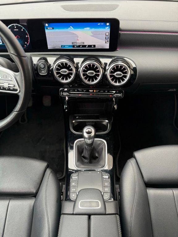 Mercedes-Benz CLA 180 2020