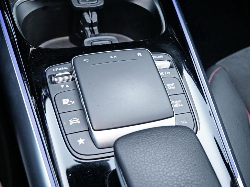 Mercedes-Benz GLA 250 2021