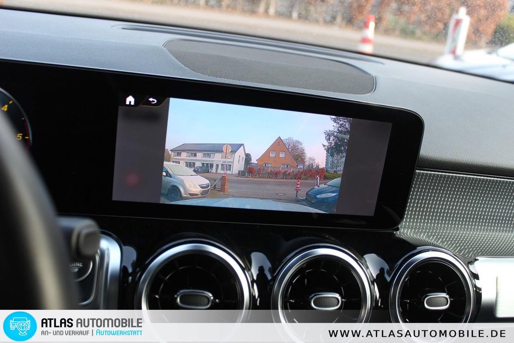 Mercedes-Benz GLB 180 2023