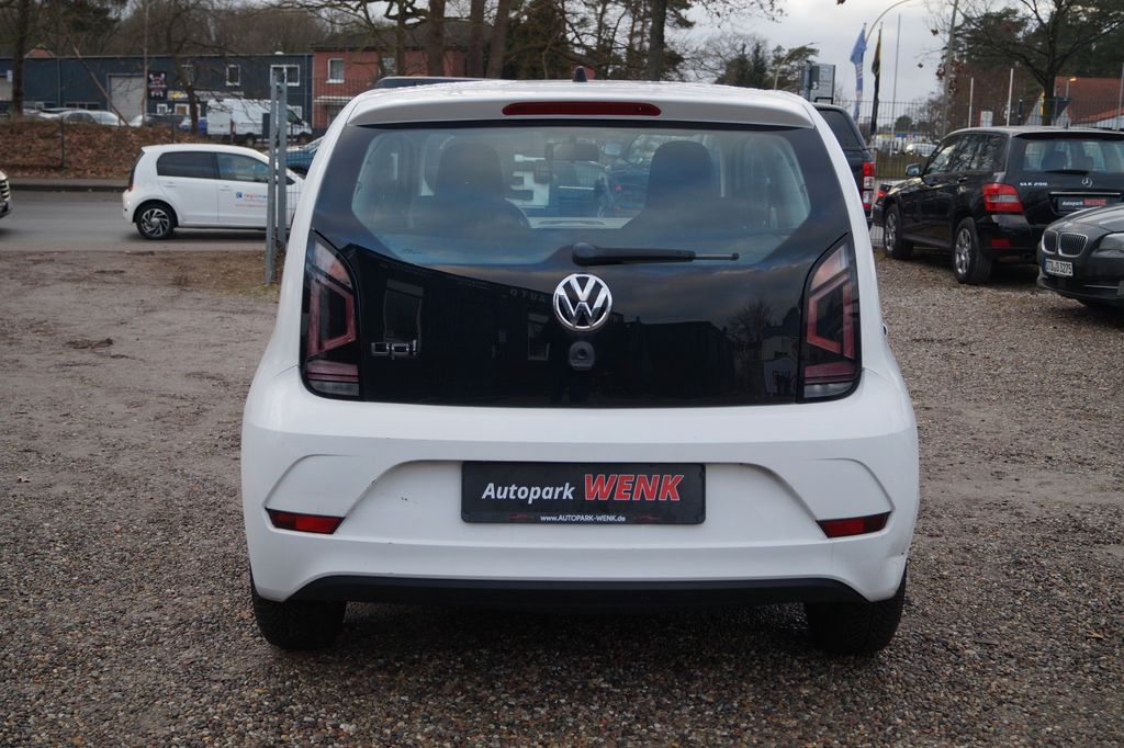 Volkswagen up! 2016