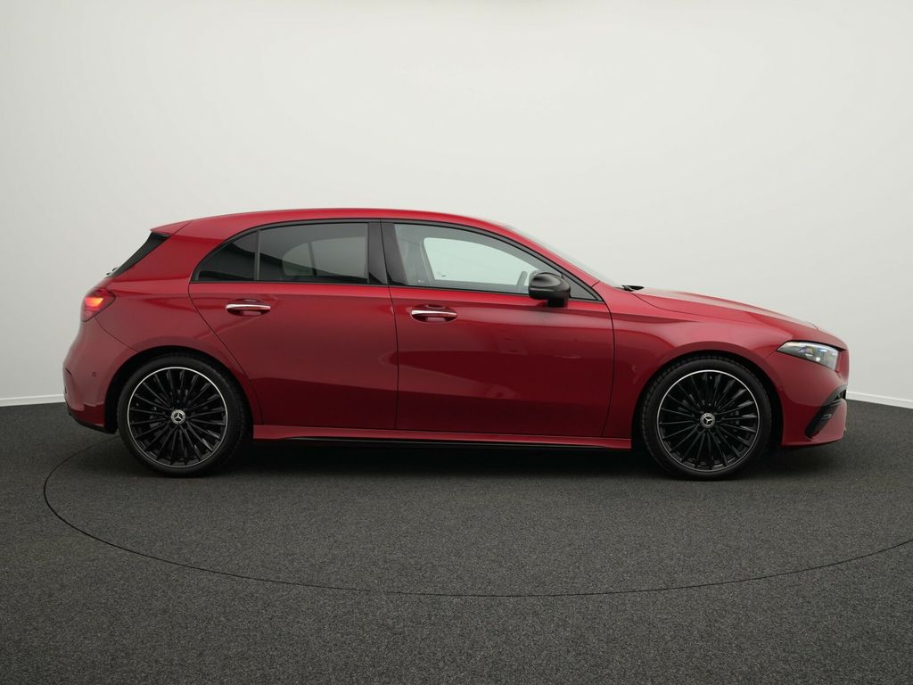 Mercedes-Benz A 200 2025