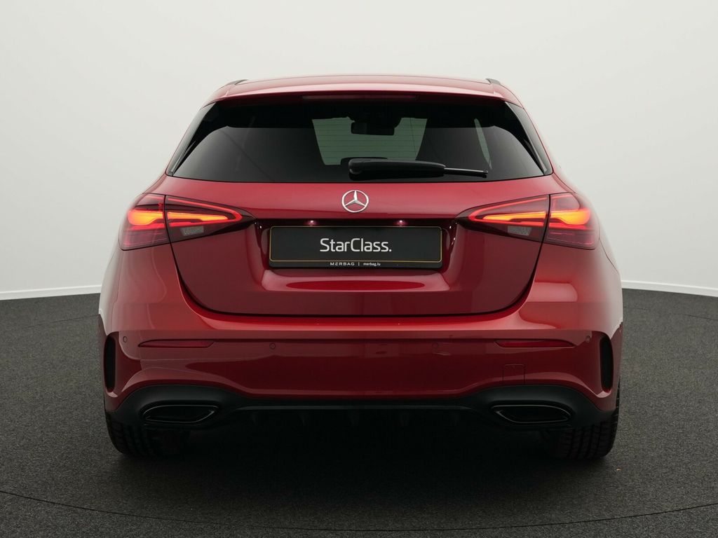 Mercedes-Benz A 200 2025