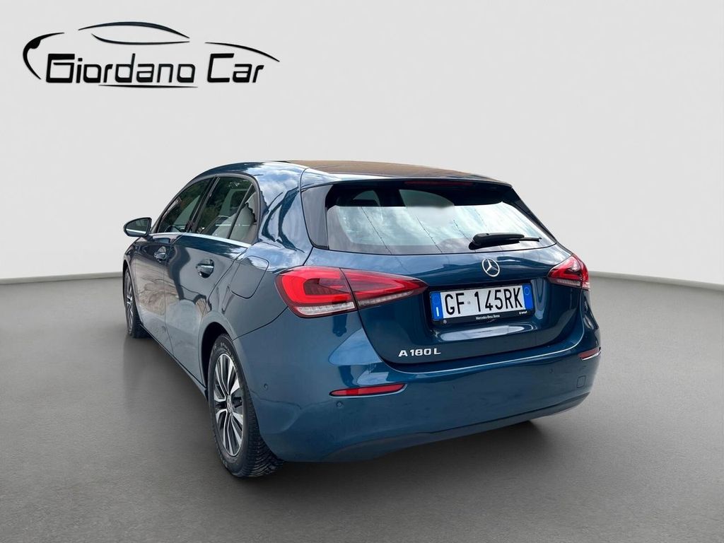 Mercedes-Benz A 180 2021