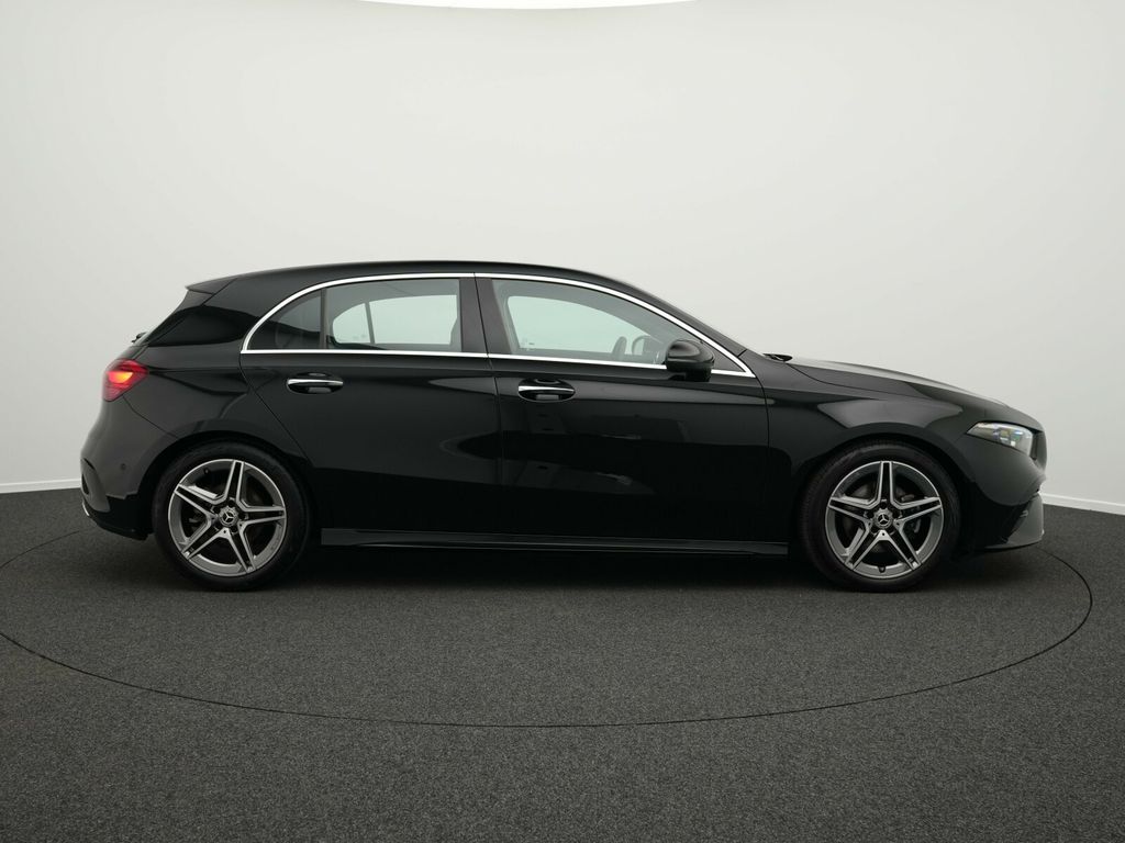 Mercedes-Benz A 200 2024