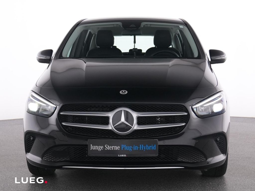 Mercedes-Benz B 250 2022
