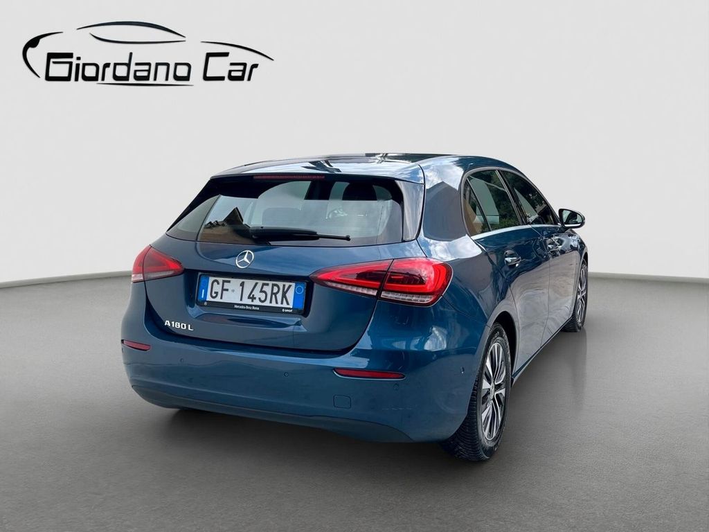 Mercedes-Benz A 180 2021