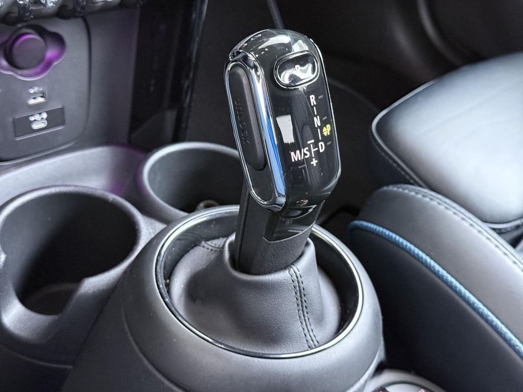 MINI Cooper Cabrio 2020