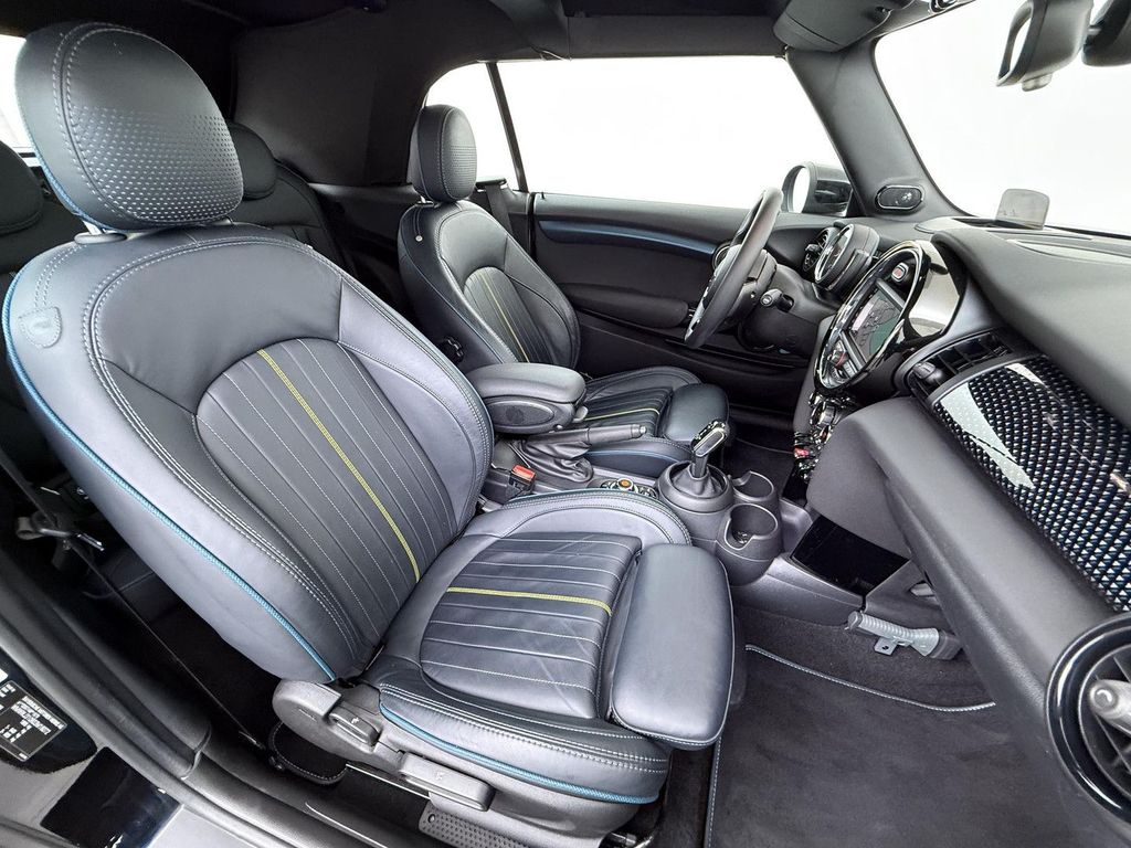 MINI Cooper Cabrio 2020