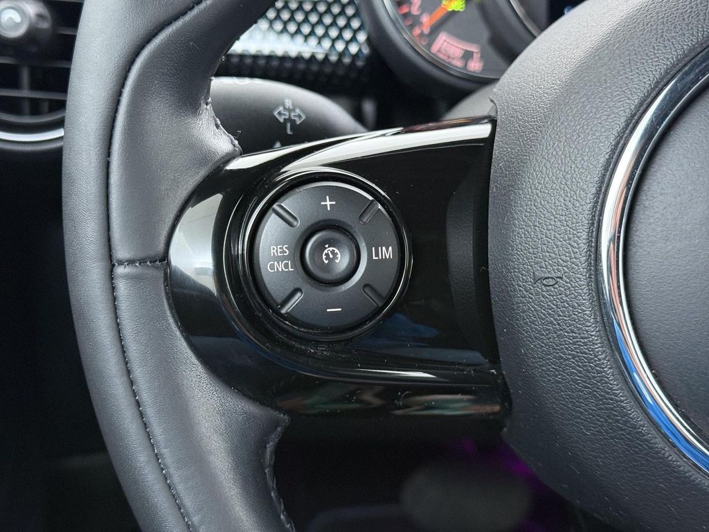 MINI Cooper Cabrio 2020