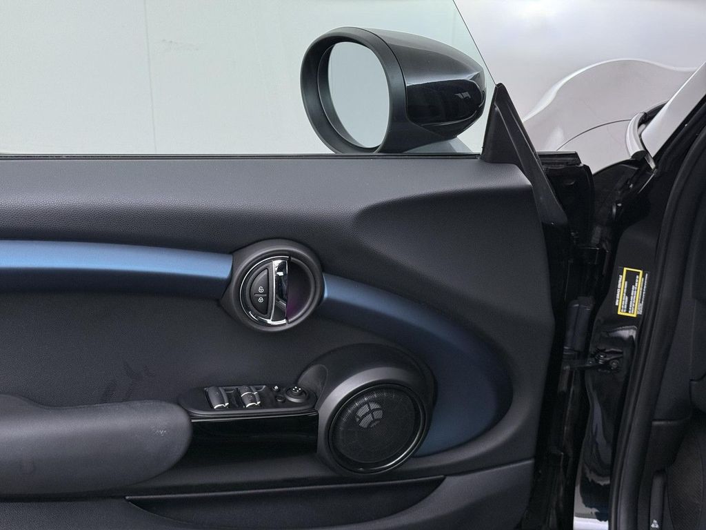 MINI Cooper Cabrio 2020