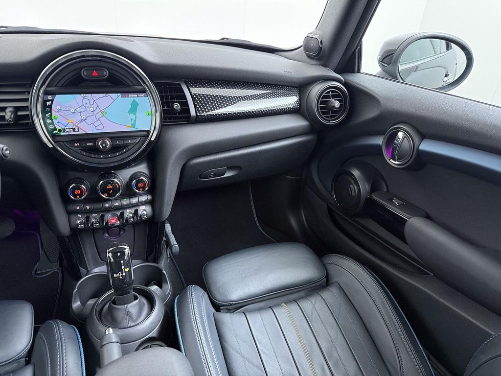 MINI Cooper Cabrio 2020