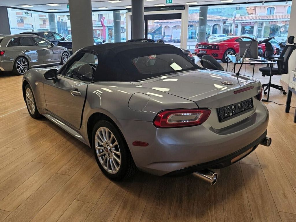 Fiat 124 Spider 2017