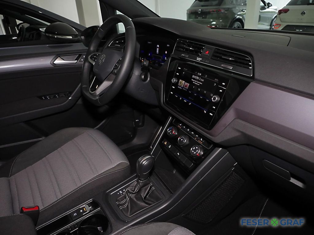 Volkswagen Touran 2024