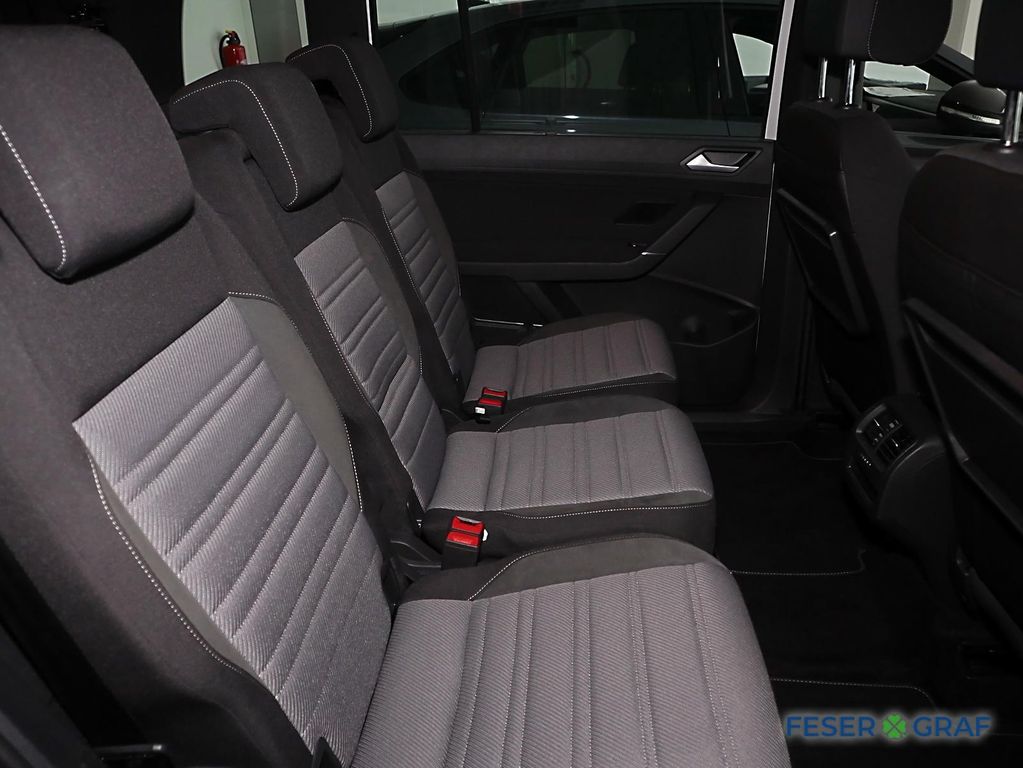 Volkswagen Touran 2024