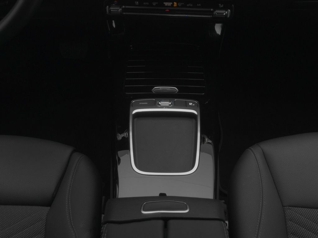 Mercedes-Benz A 180 2024