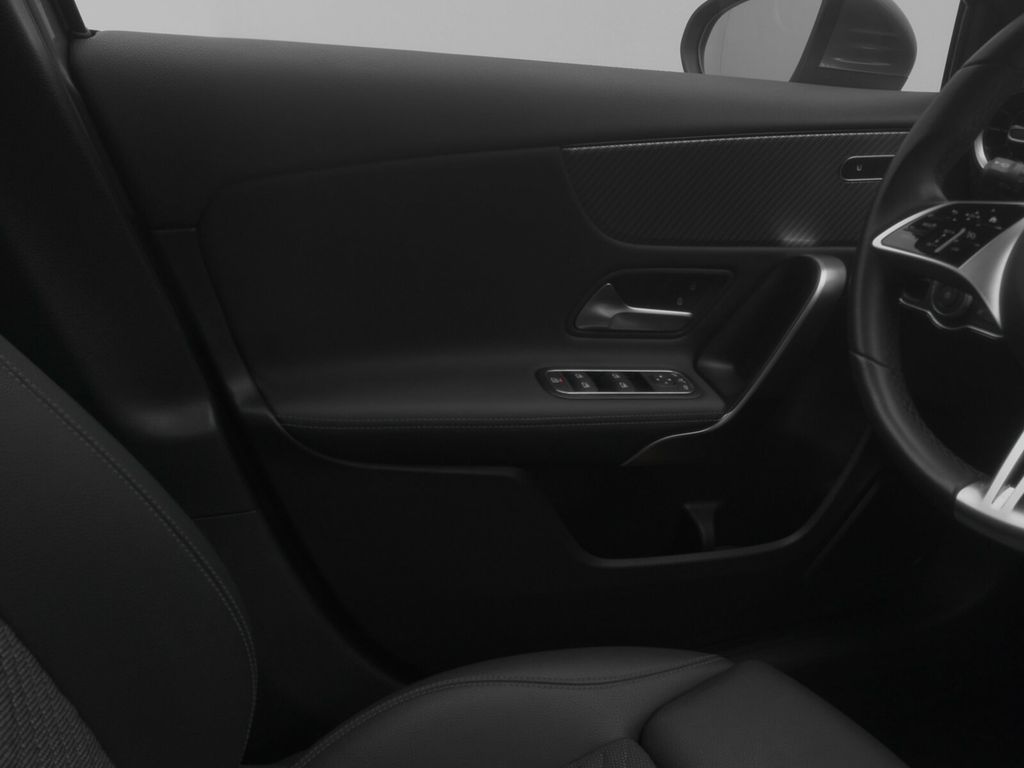 Mercedes-Benz A 180 2024