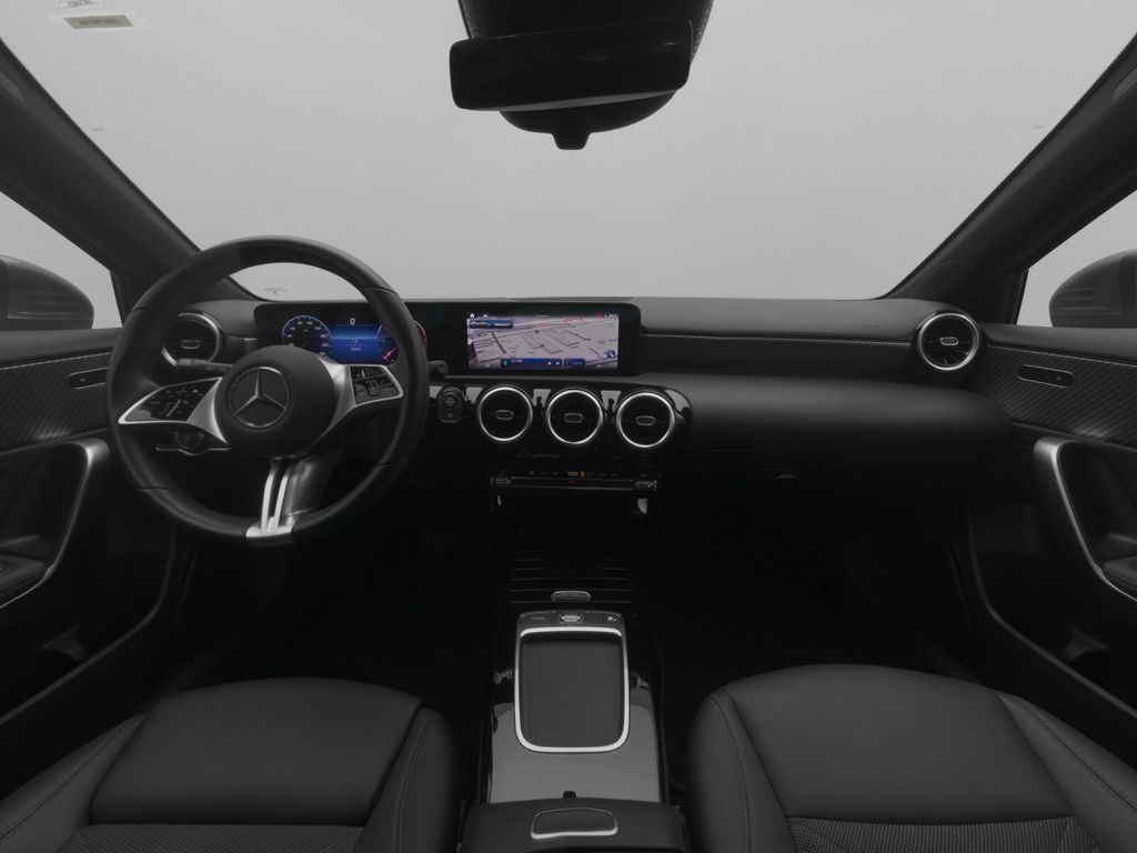 Mercedes-Benz A 180 2024