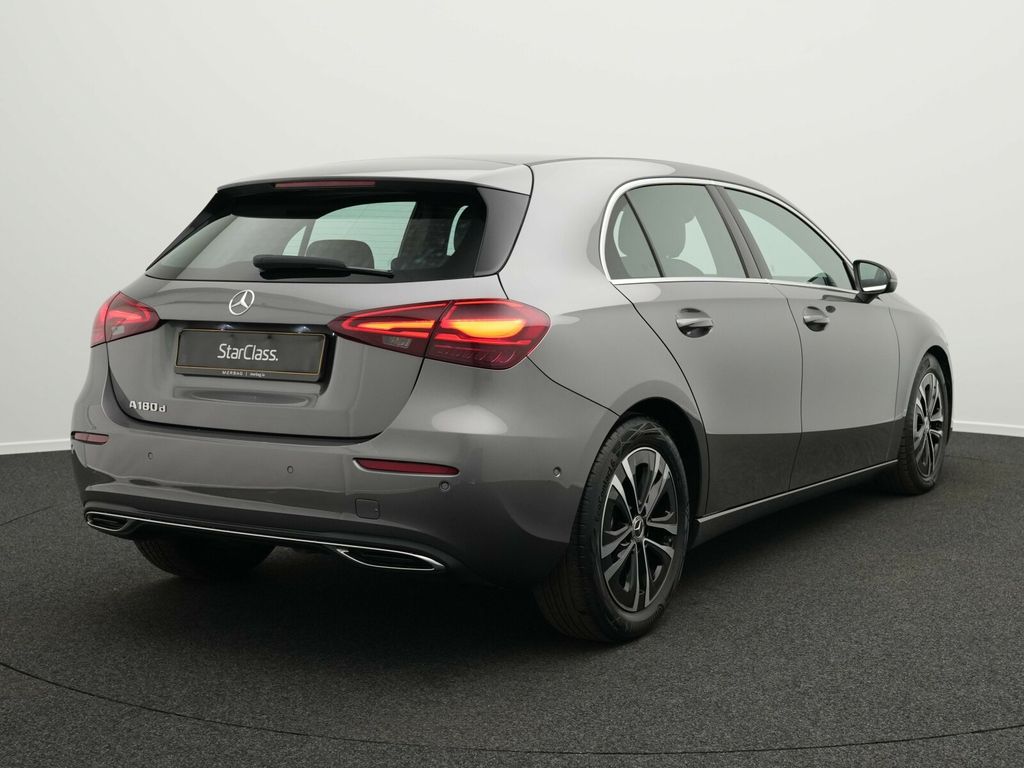 Mercedes-Benz A 180 2024