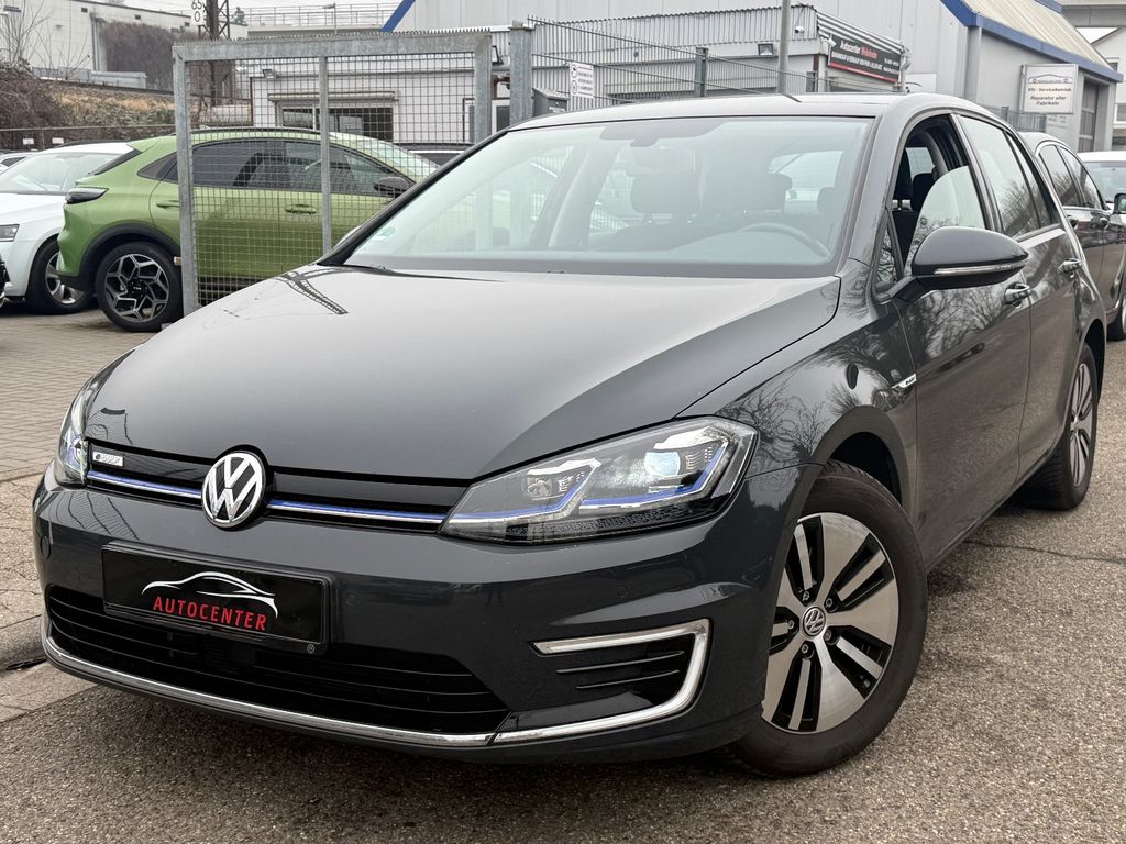 Volkswagen Golf 2021