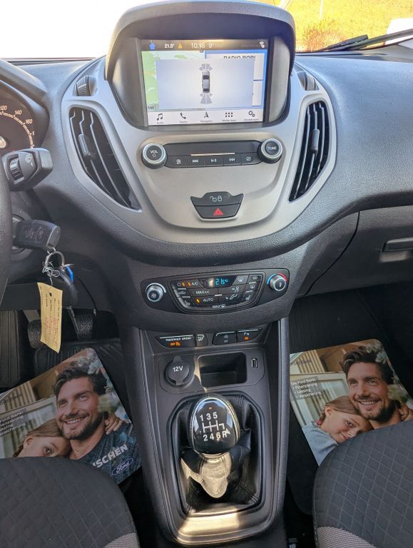 Ford Transit Courier 2020