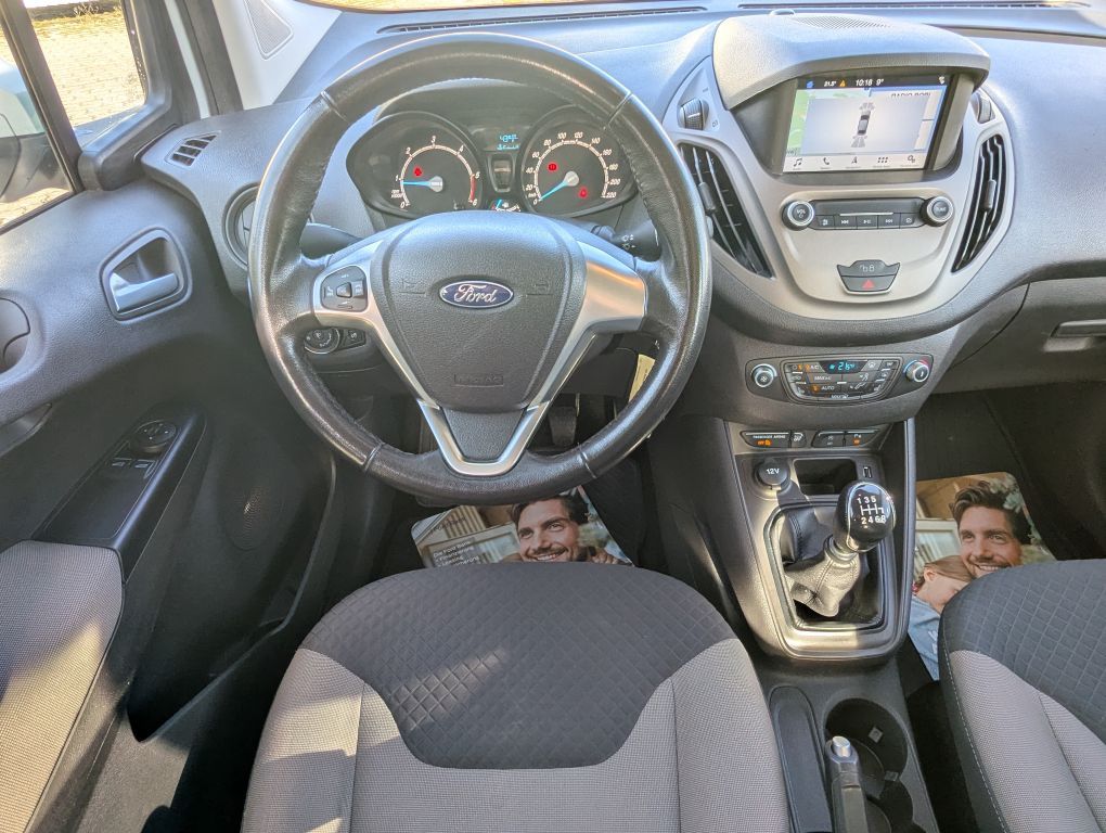 Ford Transit Courier 2020