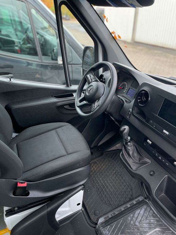 Mercedes-Benz Sprinter 2022